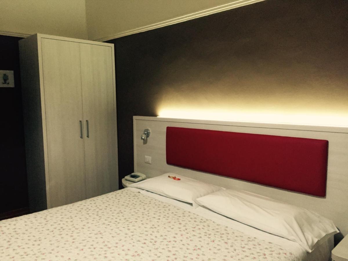 Hotel Biondi Montecatini Terme Quarto foto